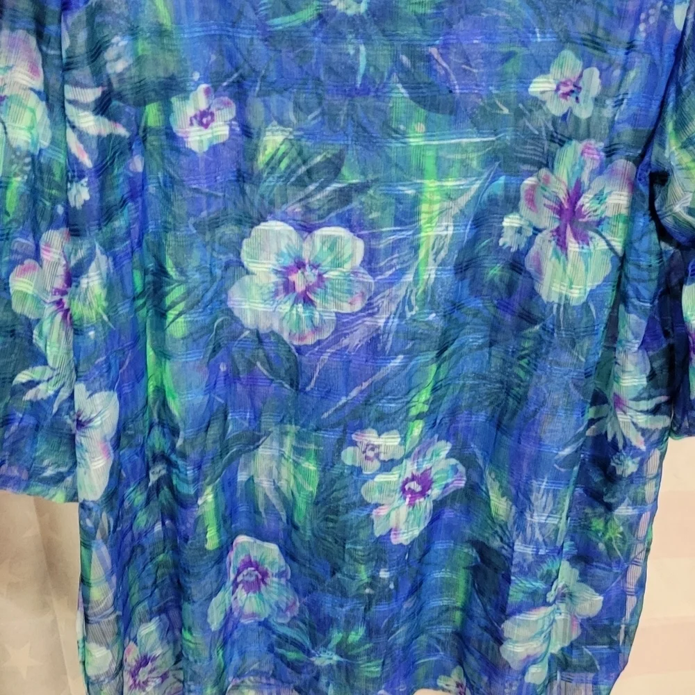 Inches Off Sheer Cover Up Floral 2X Button Up